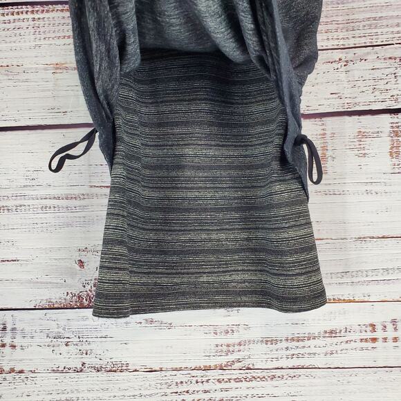 Athleta S Double Layer Top Black/Gray Racerback Tank wtih Built in Bra Workout - Picture 5 of 10